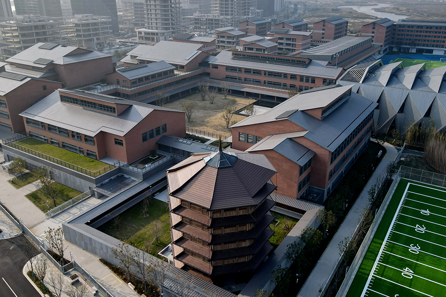 Proyecto de techado de la escuela Dishui Lake